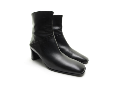 Italian Vintage 90s Black Leather Heeled Knee High Boots - Imber Vintage