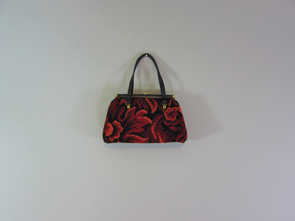 Cute 1950s Tapestry Carpet Bag w/ Leather Handle – The Fab Pad